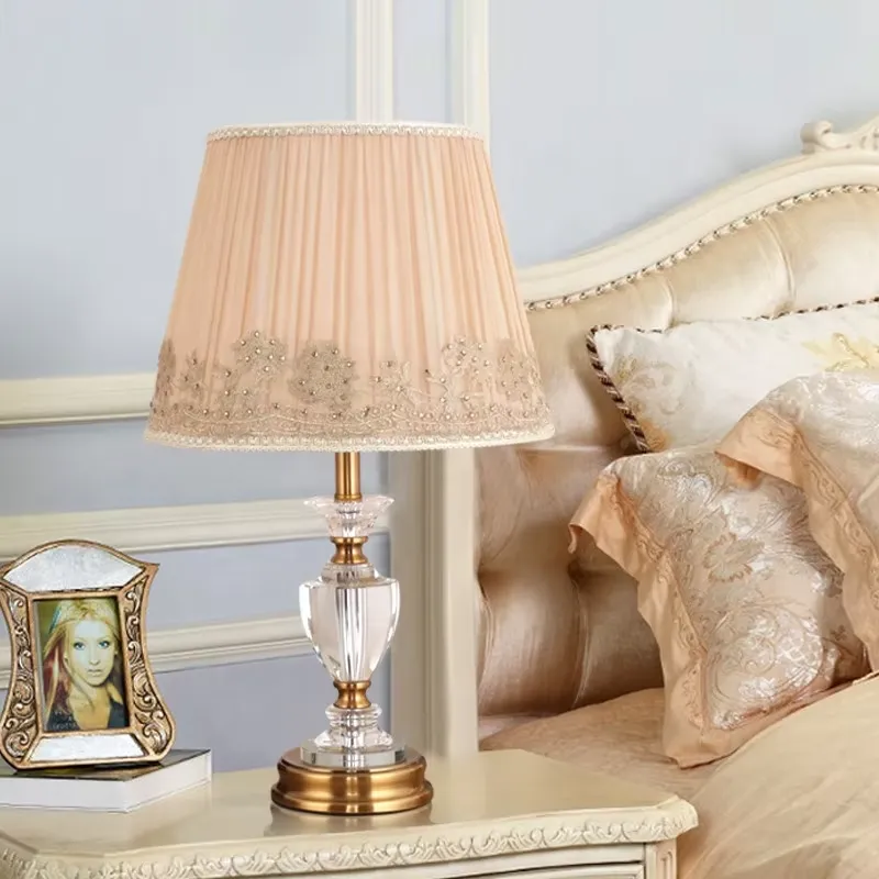 Modern Crystal LED Table Lamp  - Light Switch 评论和价格